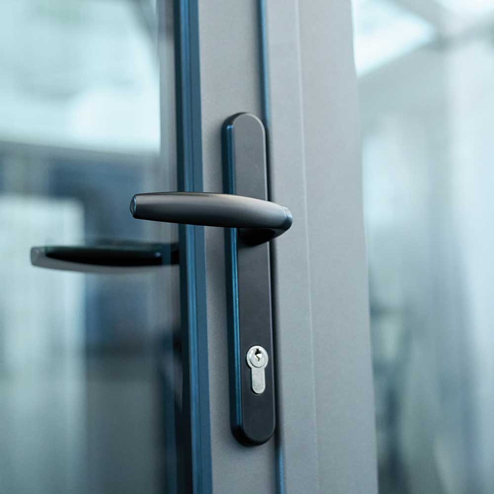 aluminium-trade-and-residential-door-sq